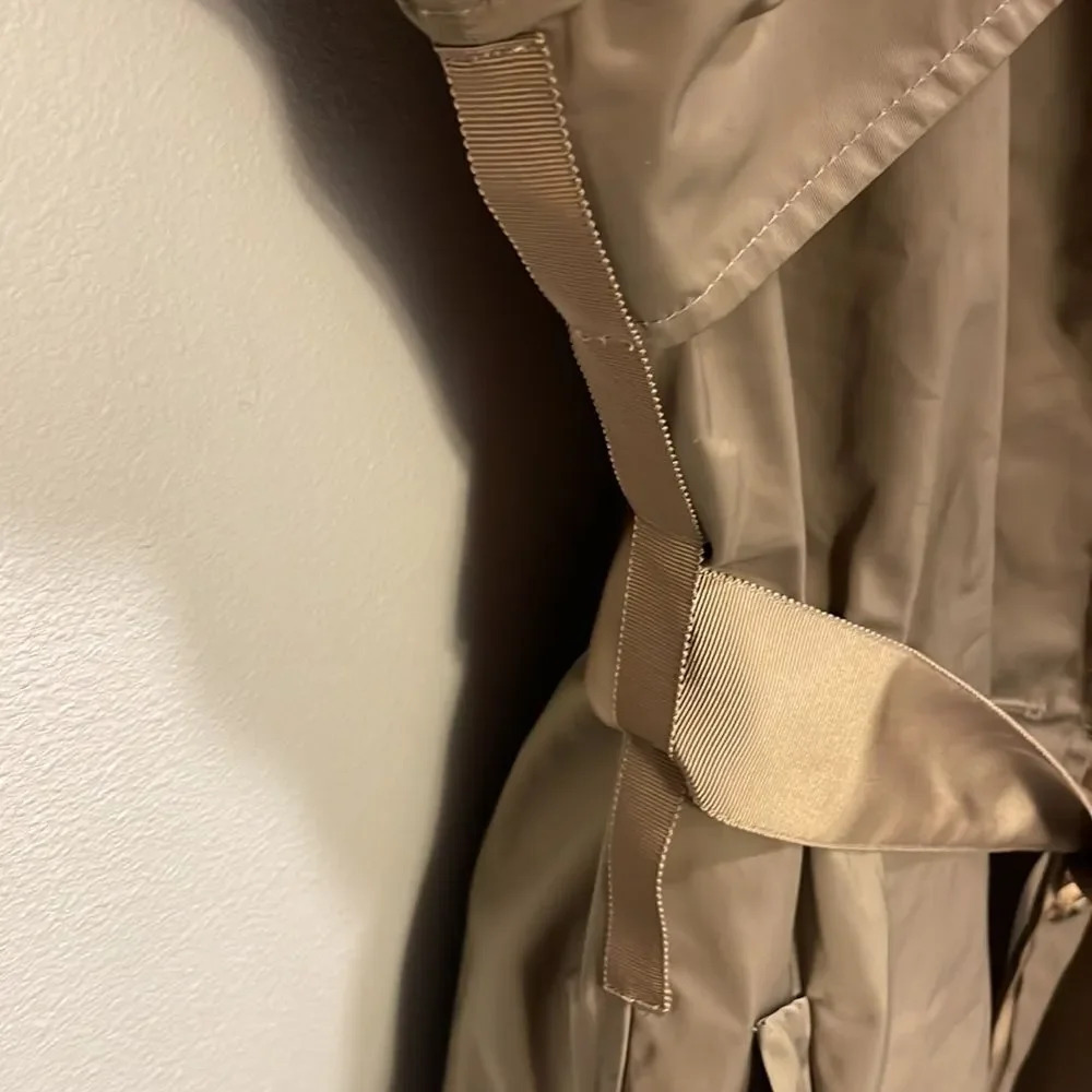 LANVIN woman’s light grey/brownish trench coat - Picture 14 of 14
